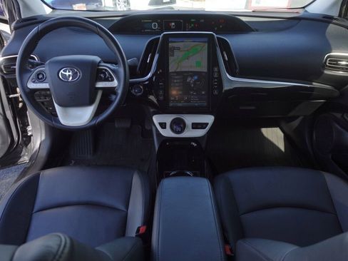 Certified 2017 Toyota Prius Prime Premium image 12