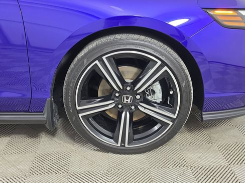 Used 2023 Honda Accord Sport image 10
