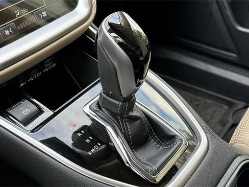 Used 2025 Subaru Outback Premium w/ Popular Package #1 image 25