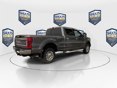 Used 2022 Ford F350 Lariat w/ Chrome Package image 8