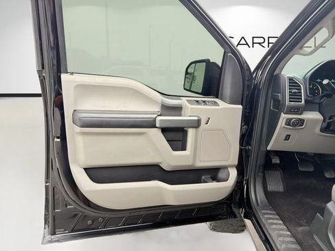 Used 2016 Ford F150 XLT w/ Equipment Group 302A Luxury AWD/4WD image 20