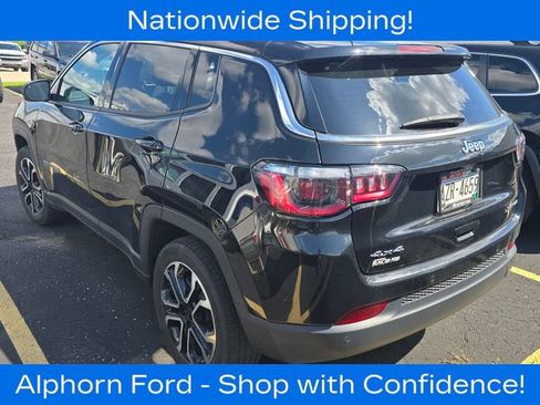 Used 2022 Jeep Compass Limited AWD/4WD image 5
