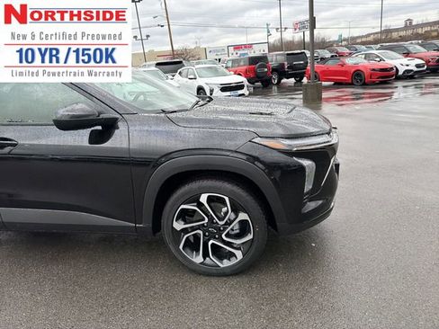 New 2026 Chevrolet Trax RS w/ Sunroof Package image 4