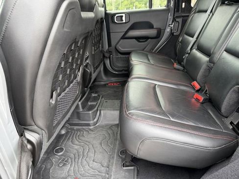 Used 2019 Jeep Wrangler Unlimited Rubicon AWD/4WD image 21