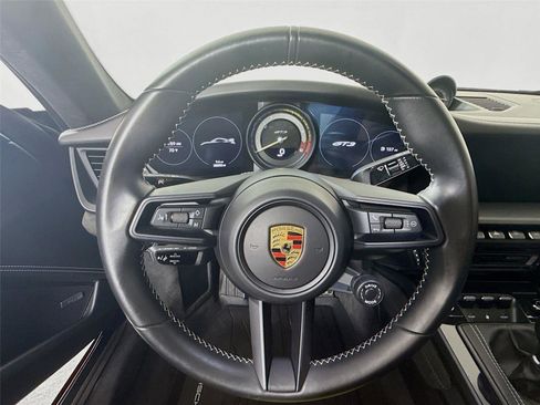Used 2022 Porsche 911 GT3 image 3