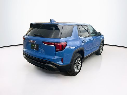 Used 2025 GMC Terrain Elevation w/ Technology Package II AWD/4WD image 9