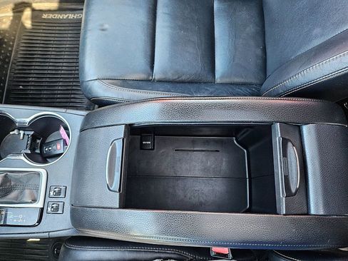 Used 2014 Toyota Highlander XLE FWD image 20