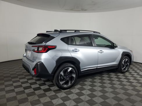 Used 2025 Subaru Crosstrek 2.5i Limited w/ Crosstrek Mirror Package AWD/4WD image 4