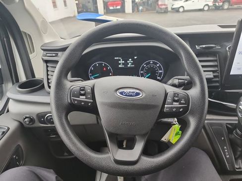 Used 2023 Ford Transit 350 XLT RWD image 20