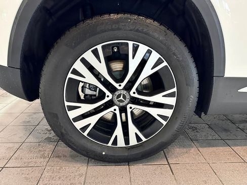 New 2026 Mercedes-Benz GLA 250 4MATIC image 16