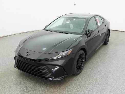 New 2026 Toyota Camry LE image 3