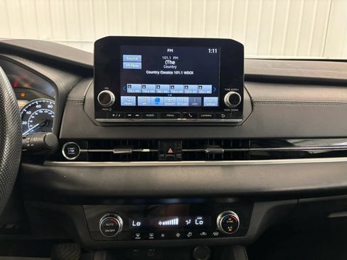 Used 2024 Mitsubishi Outlander ES AWD/4WD image 37