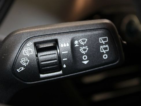 Used 2025 Ford Escape Active FWD image 43