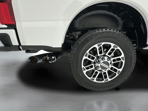 New 2026 Ford F250 Platinum w/ Platinum Plus Package AWD/4WD image 10