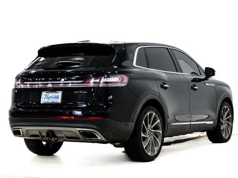 Used 2020 Lincoln Nautilus Reserve w/ Equipment Group 202A image 7