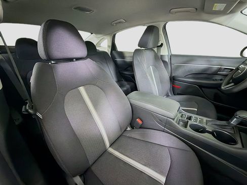 Used 2025 Hyundai Sonata SE FWD image 27