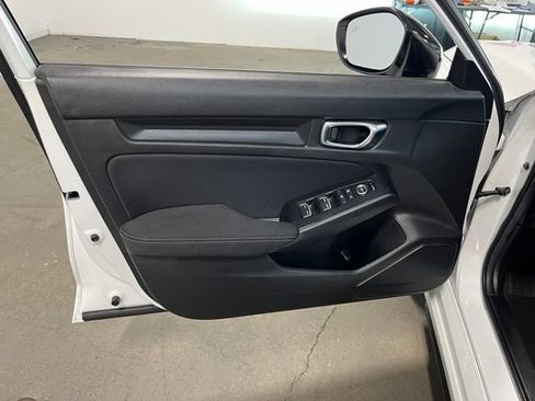 Used 2025 Honda Civic Sport image 24