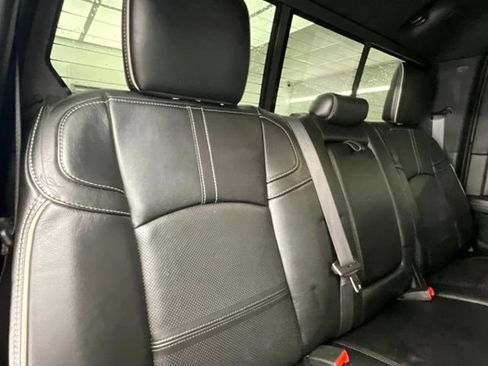 Used 2020 RAM 2500 Limited AWD/4WD image 13