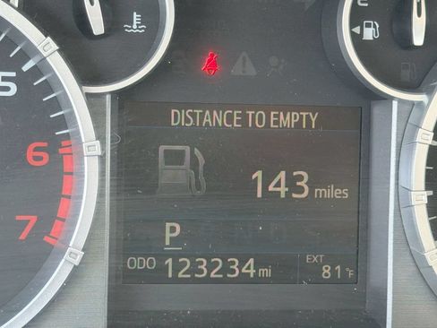 Used 2015 Toyota Tundra SR5 w/ TRD Off Road Package RWD image 10