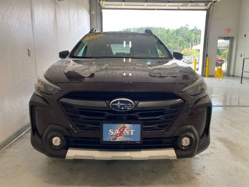 Used 2023 Subaru Outback Limited AWD/4WD image 4