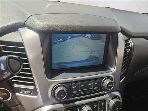 Used 2019 Chevrolet Tahoe Premier w/ Premier Plus Edition RWD image 14