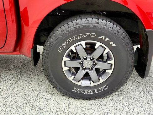 Used 2019 Nissan Frontier Desert Runner RWD image 9