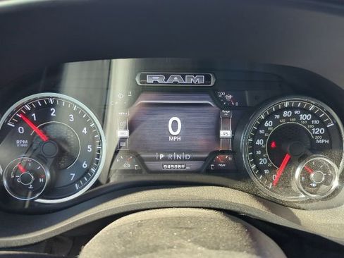 Used 2021 RAM 1500 Big Horn AWD/4WD image 13