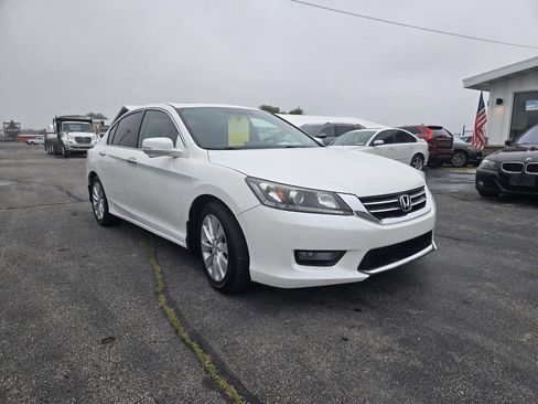 Used 2014 Honda Accord EX image 14