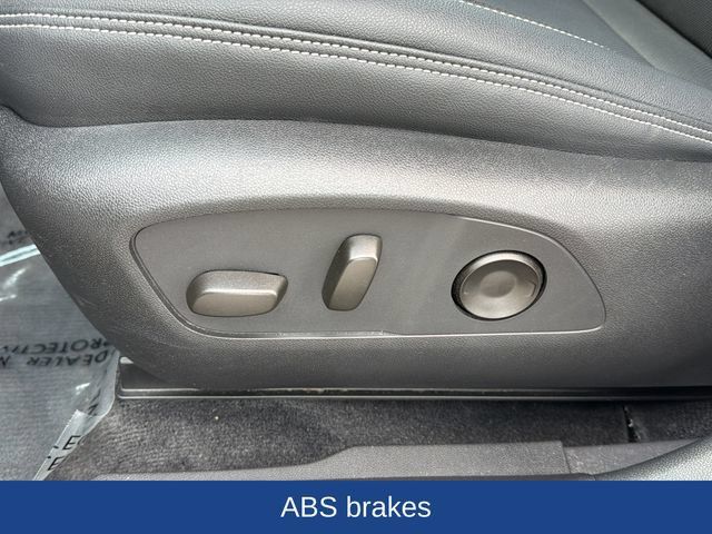 Certified 2024 Chevrolet Blazer EV LT AWD/4WD image 21