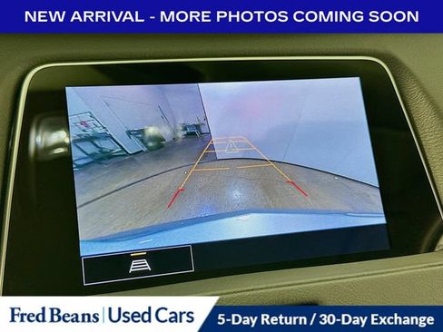 Used 2023 Cadillac XT4 Luxury w/ Cold Weather Package FWD image 20
