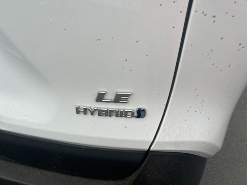 Used 2024 Toyota RAV4 LE image 14