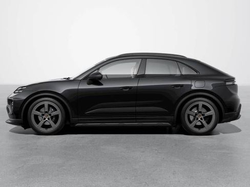 New 2026 Porsche Macan 4 Electric image 2