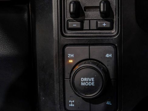 Used 2023 Ford F350 Lariat w/ Sport Appearance Package image 29