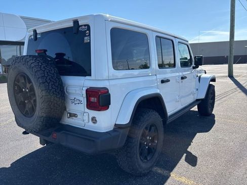 Used 2018 Jeep Wrangler Unlimited Sahara w/ Quick Order Package 24M Moab AWD/4WD image 5