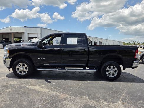 Used 2024 RAM 2500 Big Horn w/ Bed Utility Group AWD/4WD image 2