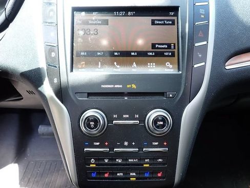 Used 2019 Lincoln MKC Reserve w/ MKC Technology Package FWD image 14