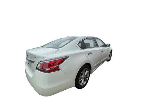 Used 2015 Nissan Altima 2.5 SL w/ Technology Package image 5