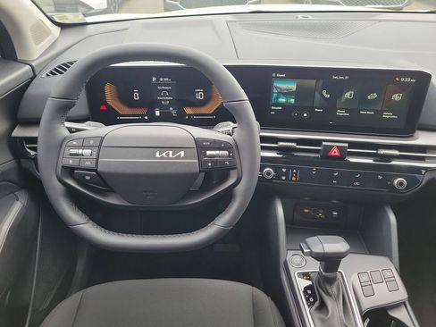 New 2026 Kia Sportage LX image 18