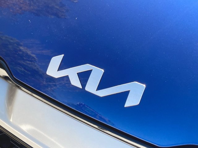 Used 2025 Kia Sportage EX AWD/4WD image 29