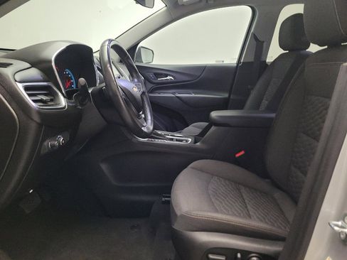 Used 2018 Chevrolet Equinox LT FWD image 17