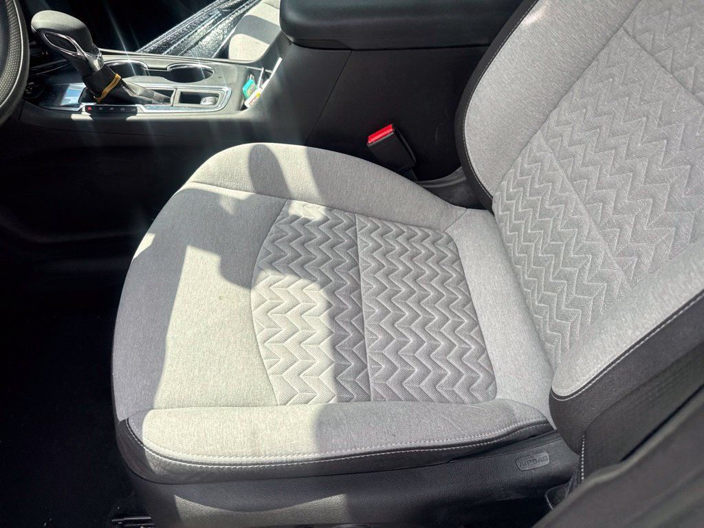 Used 2024 Chevrolet Equinox LS w/ LS Convenience Package FWD image 13