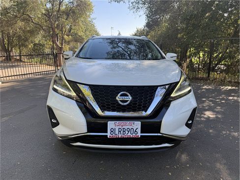Used 2019 Nissan Murano Platinum w/ Cargo Package AWD/4WD image 2