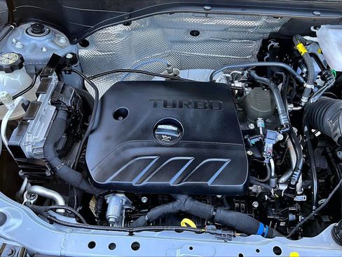 Used 2024 Buick Encore GX Preferred w/ Advanced Technology Package image 31