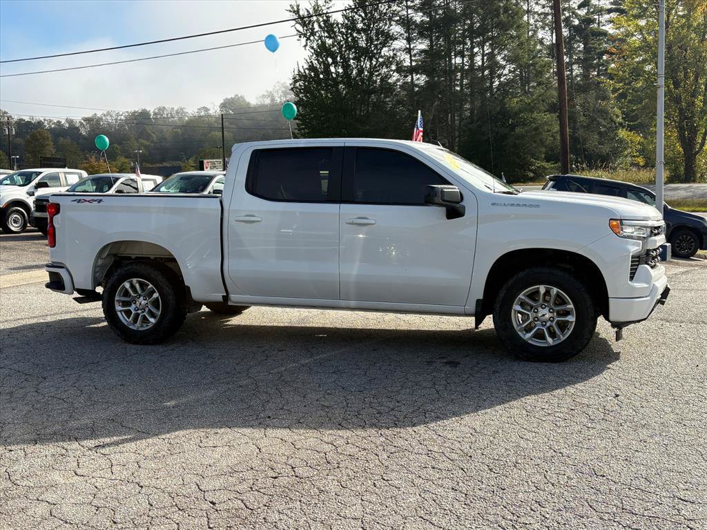 Used 2024 Chevrolet Silverado 1500 RST AWD/4WD image 3