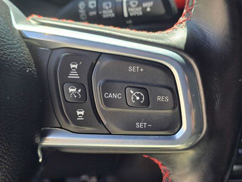 Used 2021 Jeep Wrangler Unlimited Rubicon AWD/4WD image 32