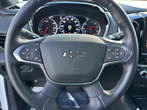 Used 2022 Chevrolet Traverse Premier w/ Redline Edition image 17