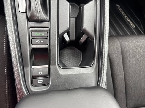 Used 2024 Honda Accord EX image 28