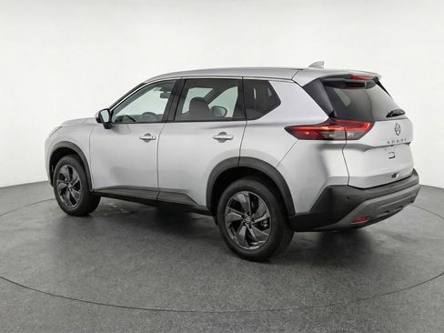 Used 2025 Nissan Rogue SV FWD image 6