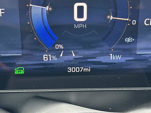 Used 2026 Chevrolet Equinox EV LT FWD image 20