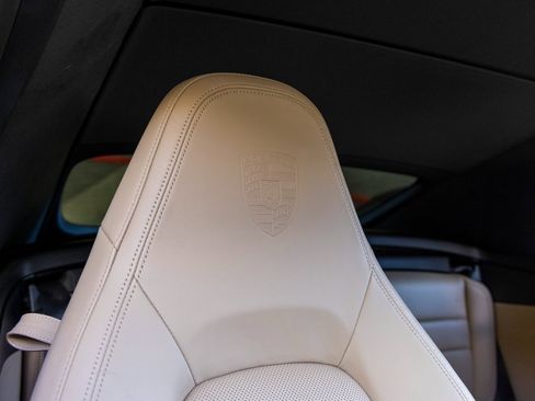 Used 2020 Porsche 911 Carrera S image 55